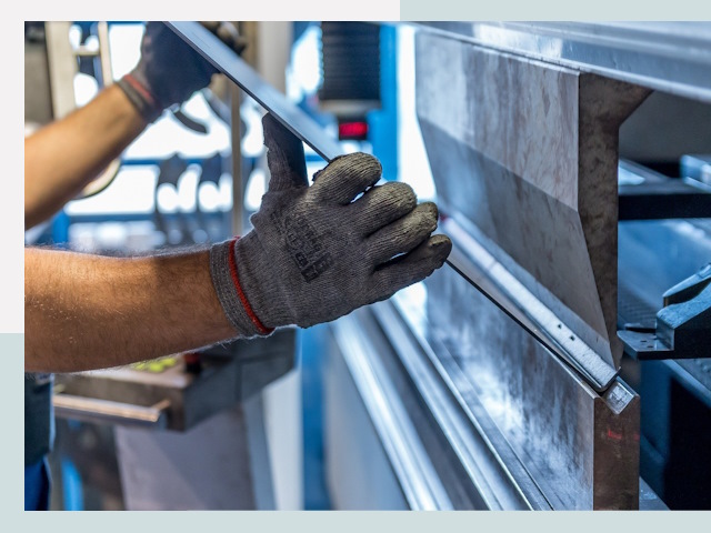 Гибка металла в Новоуральске